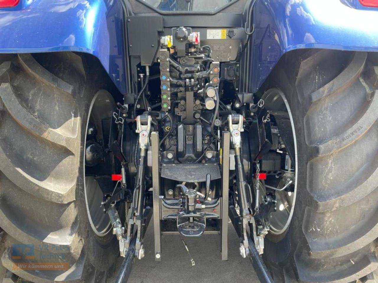 Traktor del tipo New Holland T 7.225, Neumaschine en Osterburg (Imagen 7)