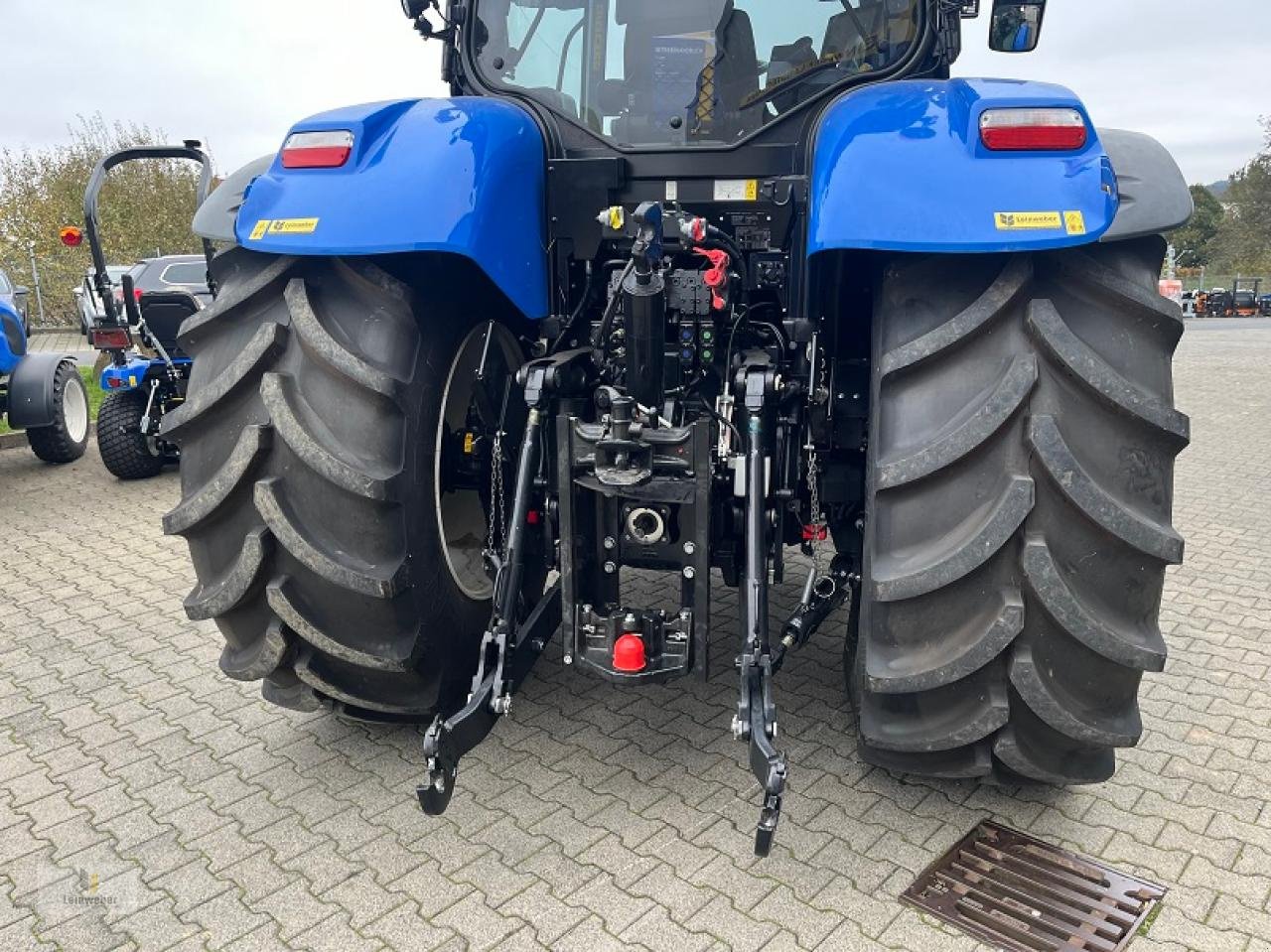 Traktor del tipo New Holland T 7.230 AC, Neumaschine en Neuhof - Dorfborn (Imagen 5)