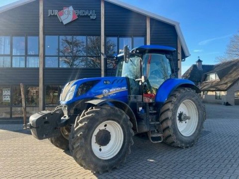 Traktor van het type New Holland T 7.230, Gebrauchtmaschine in Lunteren (Foto 1)