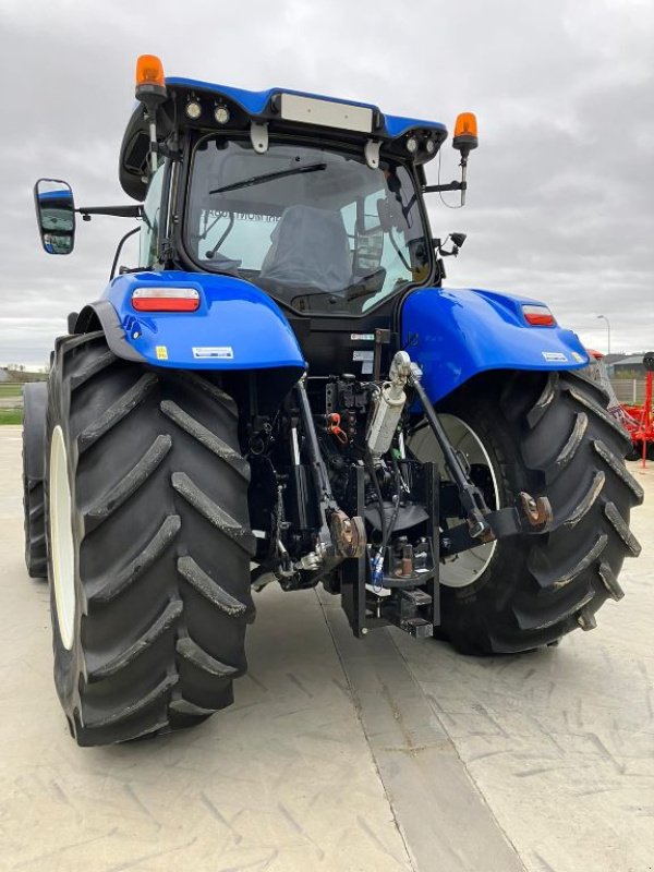 Traktor du type New Holland T 7.260 AUTOCOMMAND GPS, Gebrauchtmaschine en Montauban (Photo 2)