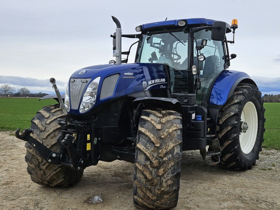 Traktor типа New Holland T 7.270 AC, Gebrauchtmaschine в Breisach (Фотография 1)