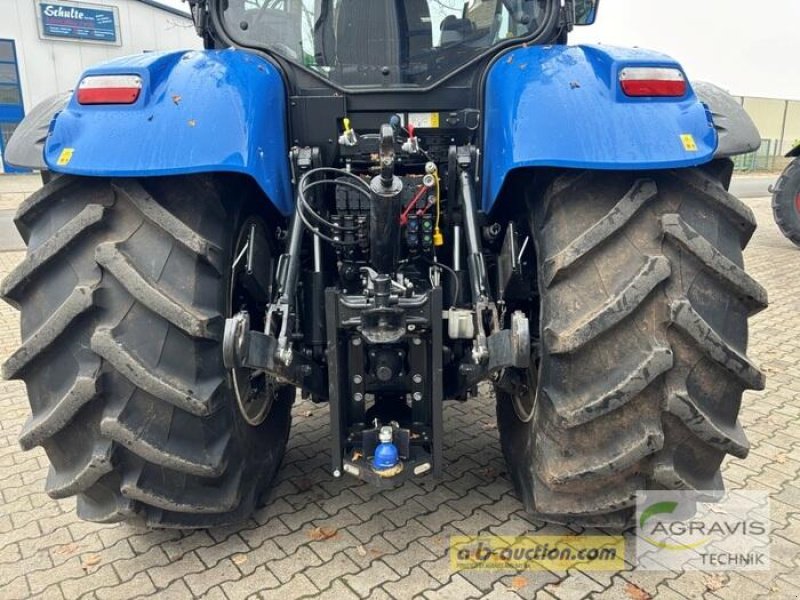 Traktor des Typs New Holland T 7.270 AUTO COMMAND, Gebrauchtmaschine in Meppen (Bild 12)