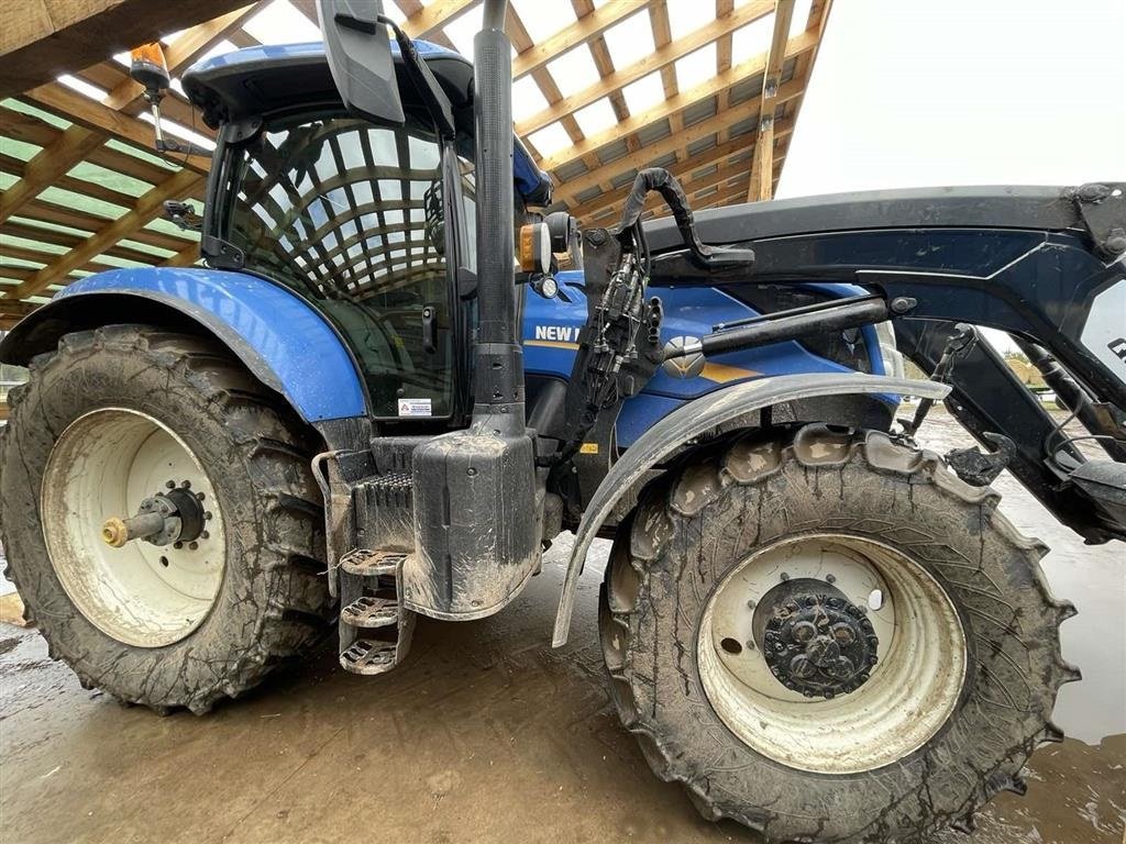 Traktor Türe ait New Holland T 7.270 Autocommand + Frontlift Frontlæsser Quicke Q7. Front lift. Auto Steer ready. Foraksel affjedret. Fin og stærk frontlæsser traktor, Gebrauchtmaschine içinde Kolding (resim 4)