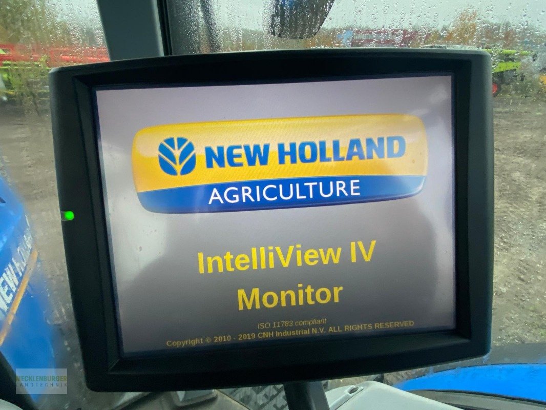 Traktor Türe ait New Holland T 7.275 AutoCommand, Gebrauchtmaschine içinde Teterow (resim 17)