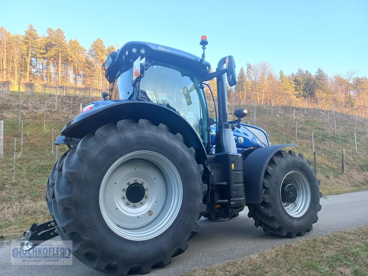 Traktor van het type New Holland T 7.300 AC, Neumaschine in Wies (Foto 6)