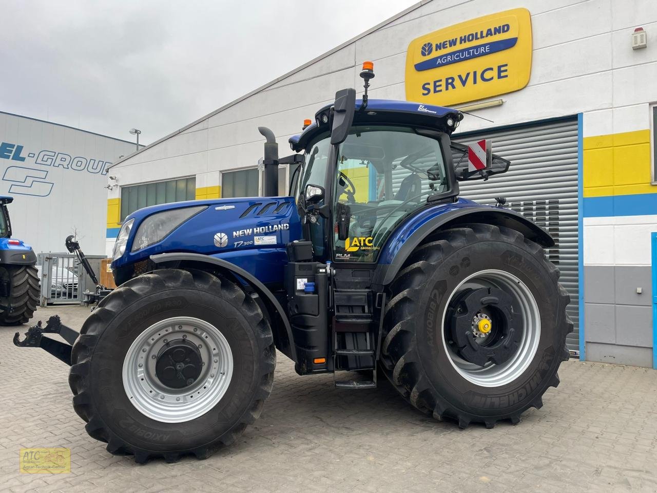 Traktor typu New Holland T 7.300 AC, Neumaschine v Groß-Gerau (Obrázek 1)