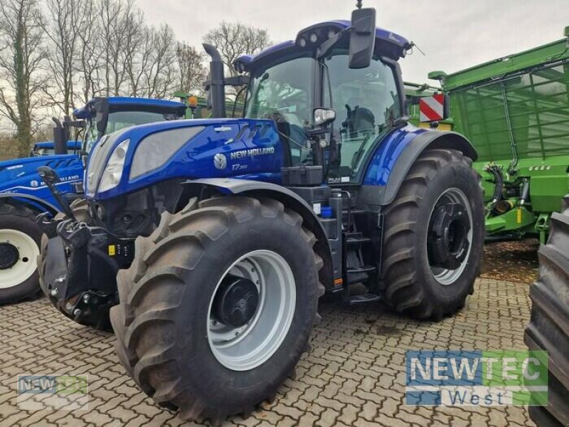 Traktor of the type New Holland T 7.300 AUTO COMMAND PLM, Neumaschine in Heinbockel-Hagenah (Picture 1)