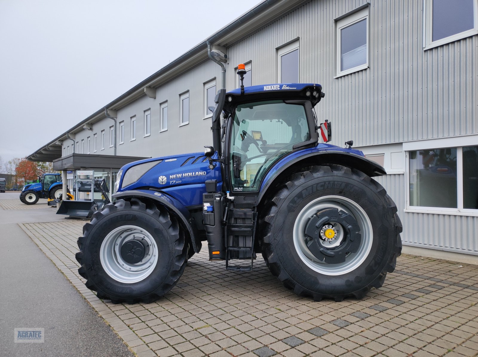 Traktor del tipo New Holland T 7.300 AutoCommand, Gebrauchtmaschine In Salching bei Straubing (Immagine 12)