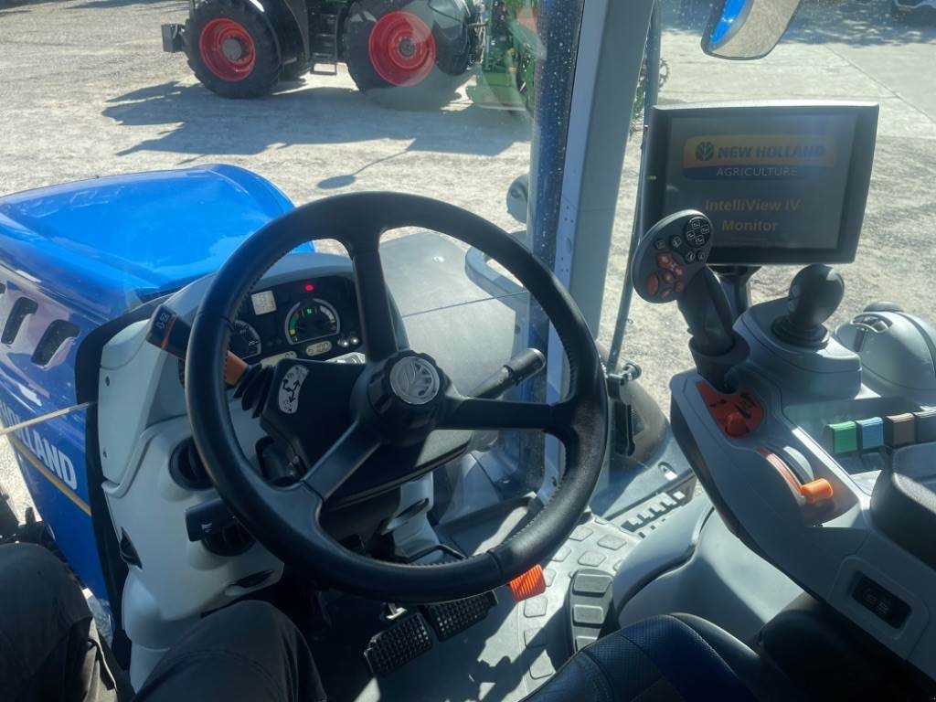 Traktor Türe ait New Holland T 7.315, Gebrauchtmaschine içinde Randers SV (resim 4)