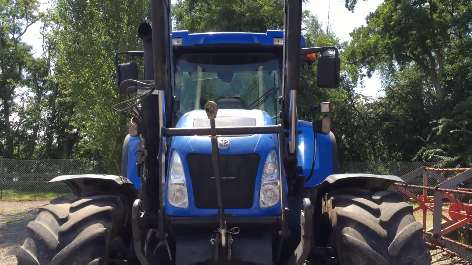 Traktor от тип New Holland T 7550, Gebrauchtmaschine в Casic (Снимка 1)