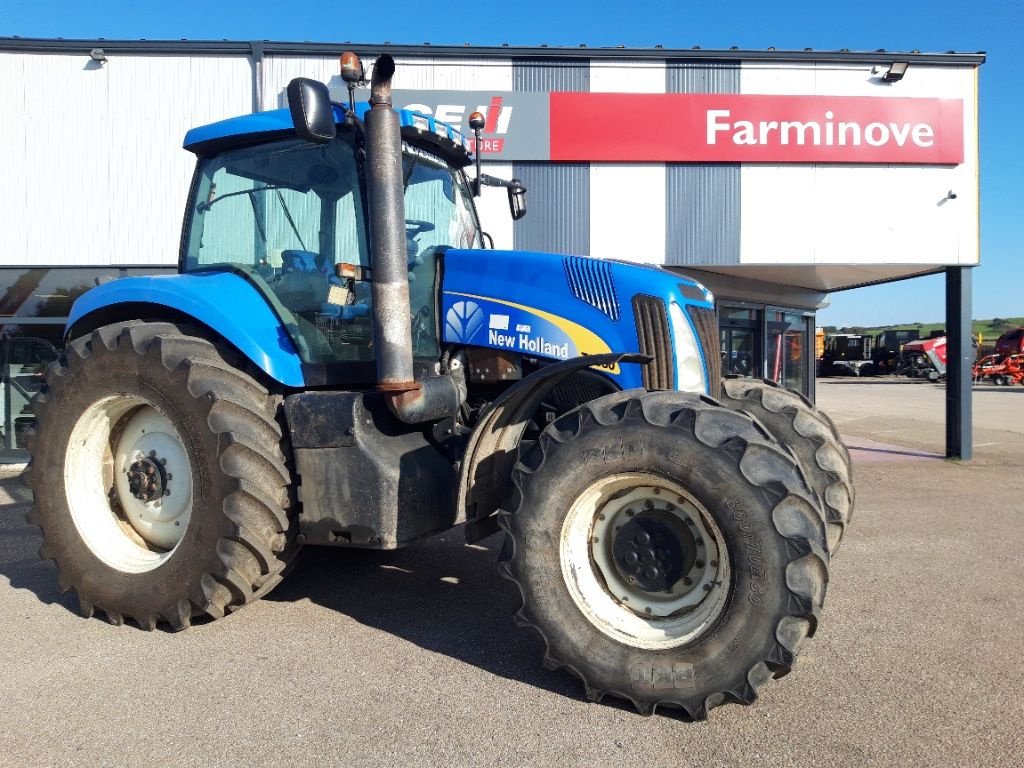 Traktor Türe ait New Holland T 8050, Gebrauchtmaschine içinde CHEVILLON  (MAIZEROY) (resim 2)