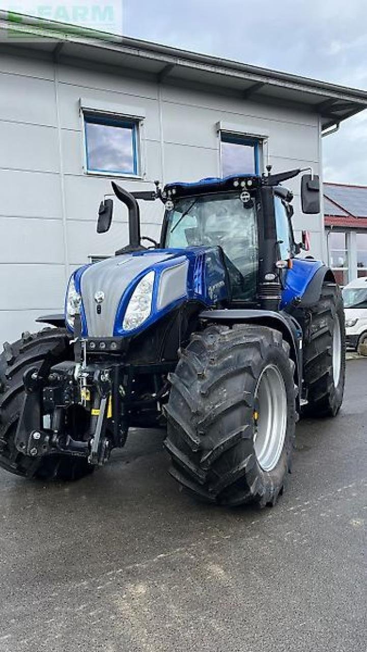 Traktor от тип New Holland t 8.435 ac bp genesis auto command Genesis, Gebrauchtmaschine в ANRODE / OT LENGEFELD (Снимка 3)