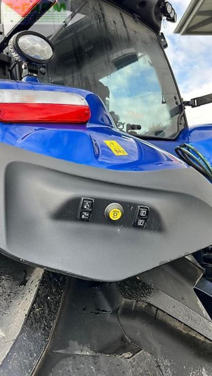 Traktor του τύπου New Holland t 8.435 ac bp genesis auto command Genesis, Gebrauchtmaschine σε ANRODE / OT LENGEFELD (Φωτογραφία 15)