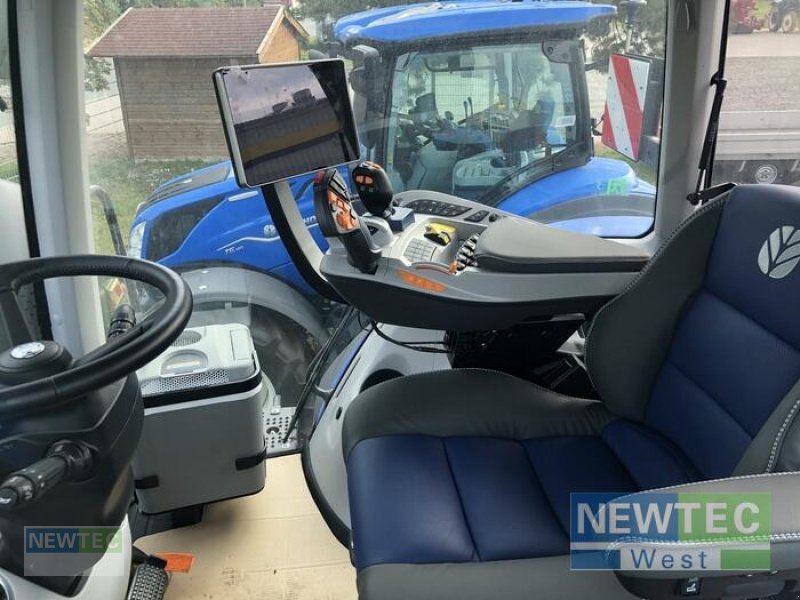 Traktor van het type New Holland T 8.435 GENESIS PLMI ULTRA COMMAND, Neumaschine in Peine (Foto 3)