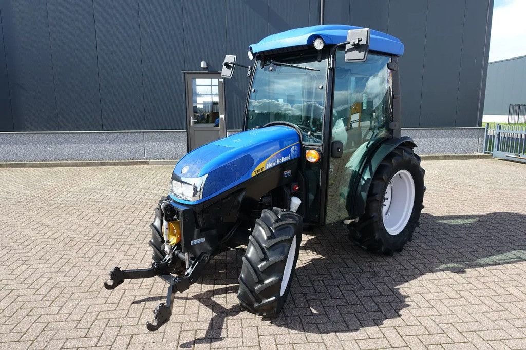 Traktor typu New Holland T3030 / 00540 Draaiuren / Full Options, Gebrauchtmaschine w Swifterband (Zdjęcie 3)