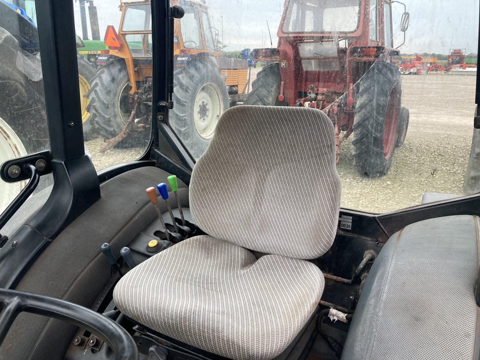 Traktor от тип New Holland T3040 4WD, Gebrauchtmaschine в Thisted (Снимка 5)