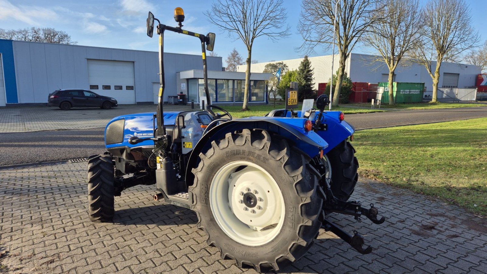 Traktor des Typs New Holland T3.60 LP cabrio Nieuw, Gebrauchtmaschine in Schoonebeek (Bild 4)