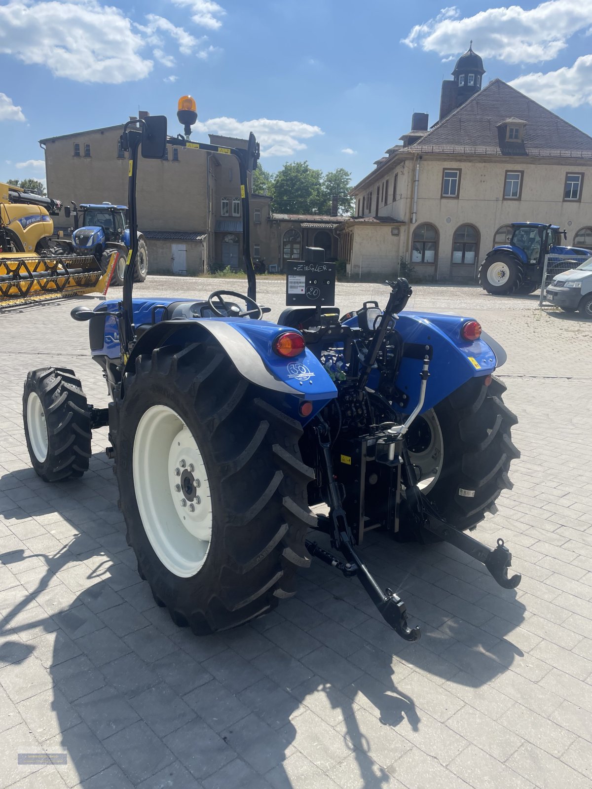 Traktor Türe ait New Holland T3.60LP, Neumaschine içinde Bad Köstritz (resim 4)