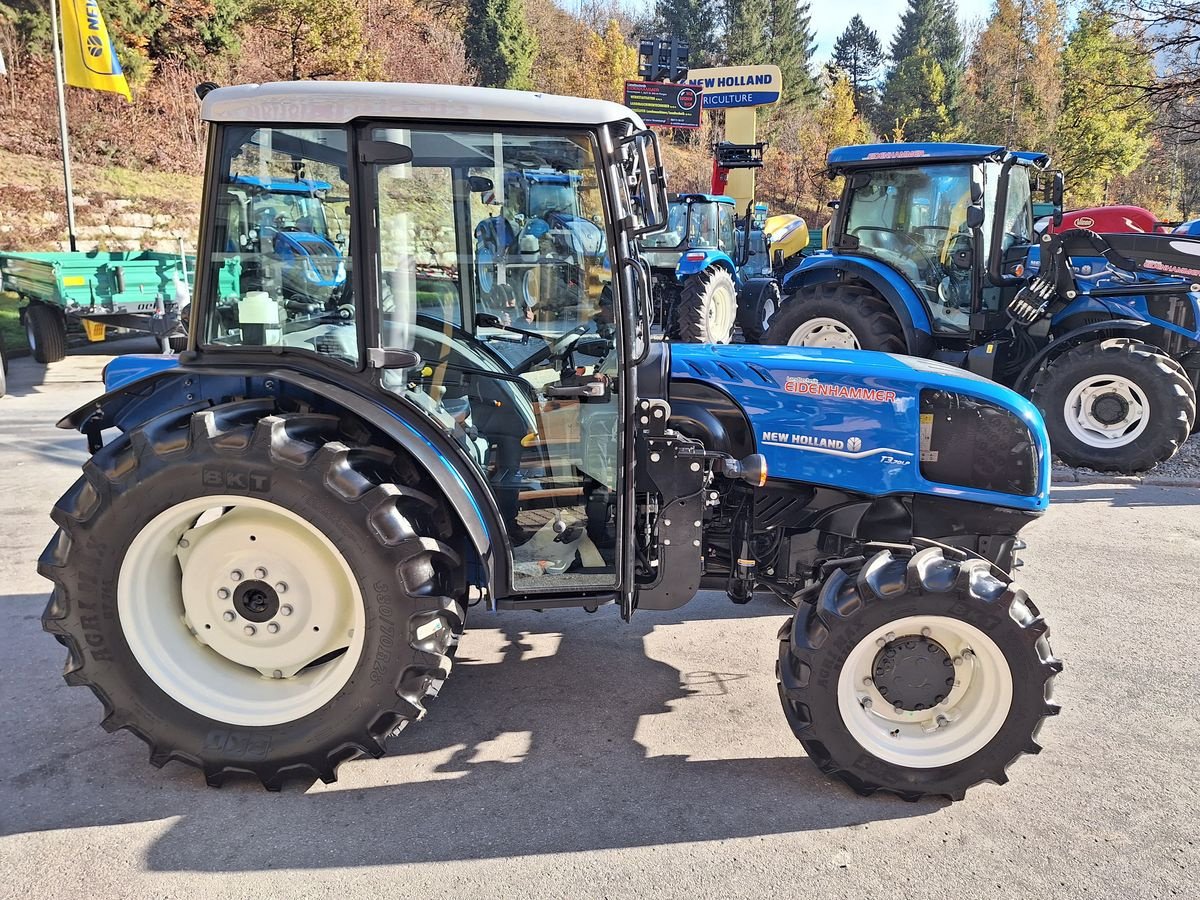 Traktor of the type New Holland T3.70 LP, Neumaschine in Burgkirchen (Picture 4)