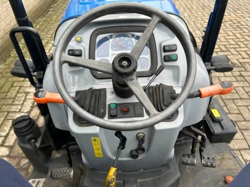 Traktor des Typs New Holland T3.70B, Gebrauchtmaschine in Roosendaal (Bild 10)