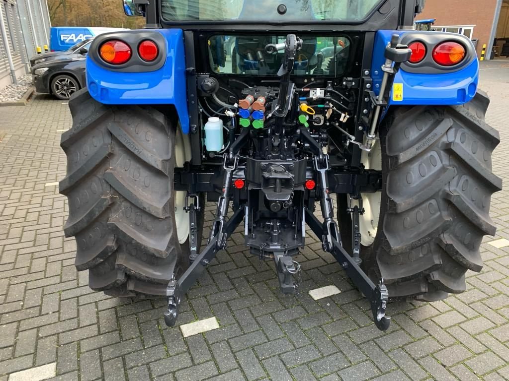 Traktor du type New Holland T4 T4S.75, Neumaschine en Wierden (Photo 2)