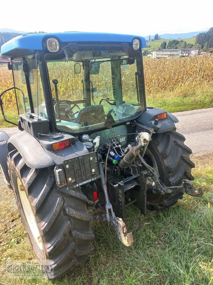 Traktor van het type New Holland T4020 DeLuxe, Gebrauchtmaschine in Wies (Foto 4)