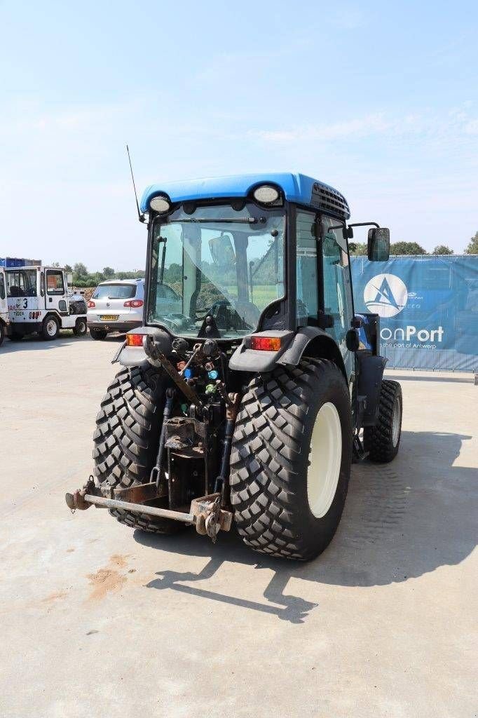 Traktor van het type New Holland T4020V, Gebrauchtmaschine in Antwerpen (Foto 7)