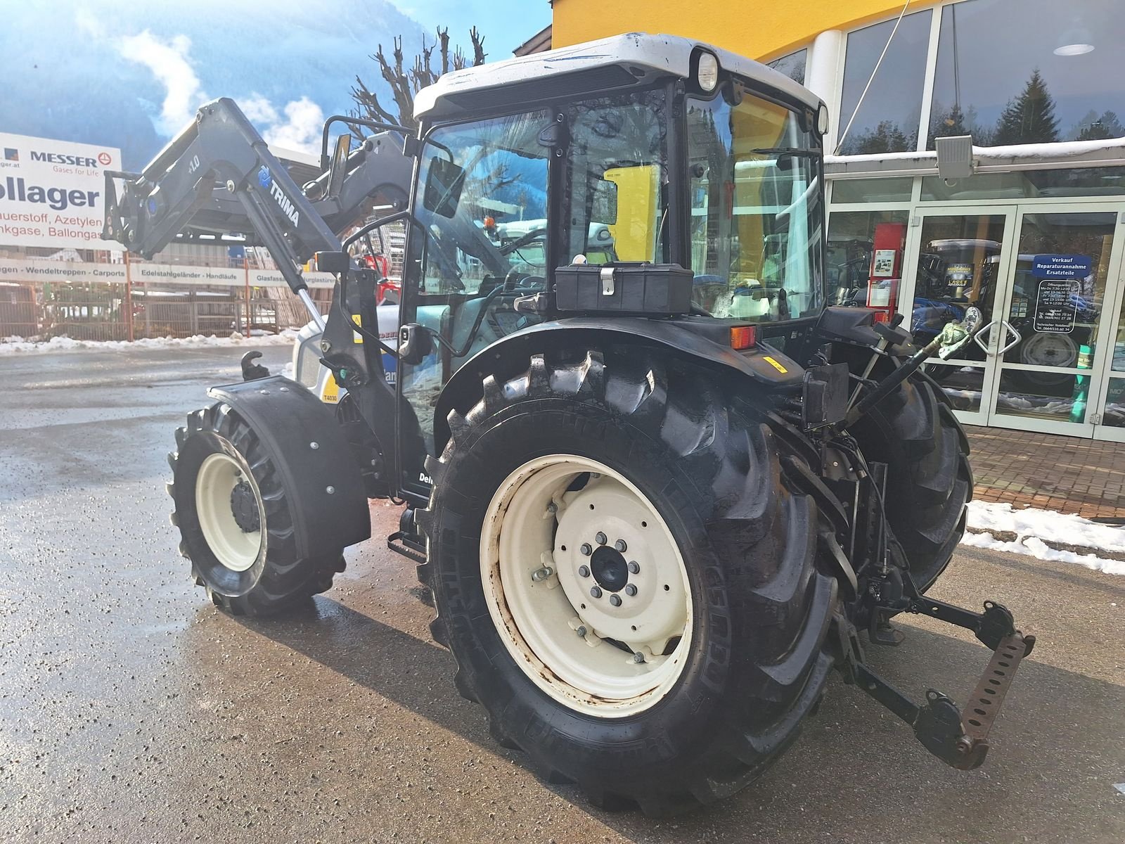 Traktor of the type New Holland T4030 DeLuxe & Supersteer, Gebrauchtmaschine in Burgkirchen (Picture 11)