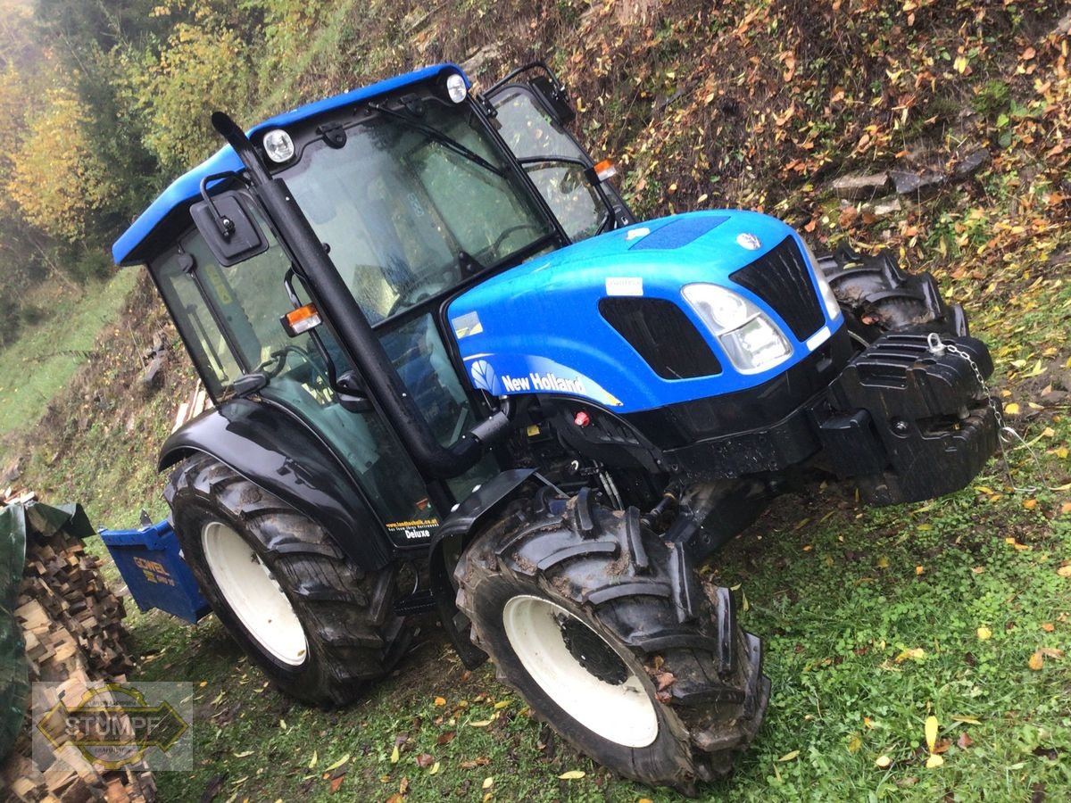 Traktor van het type New Holland T4030 DeLuxe, Gebrauchtmaschine in Grafenstein (Foto 5)