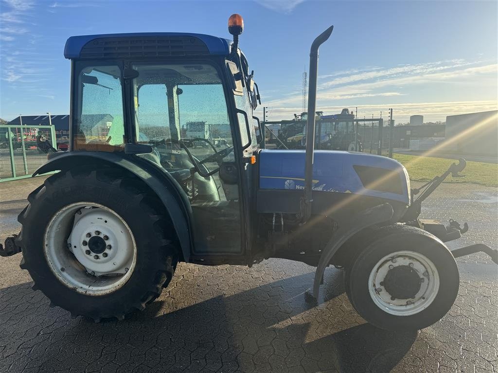 Traktor of the type New Holland T4030F, Gebrauchtmaschine in Ringe (Picture 8)