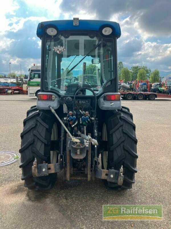 Traktor от тип New Holland T4030V, Gebrauchtmaschine в Bühl (Снимка 8)