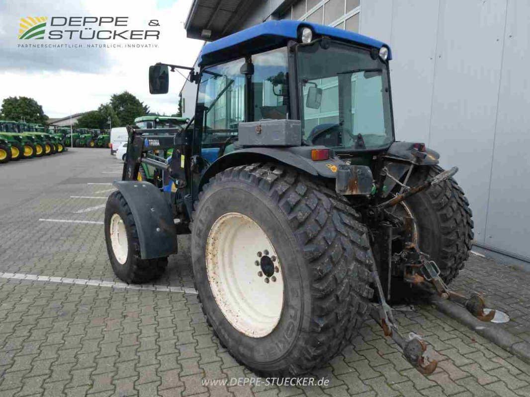 Traktor van het type New Holland T4040 Deluxe, Gebrauchtmaschine in Lauterberg/Barbis (Foto 4)