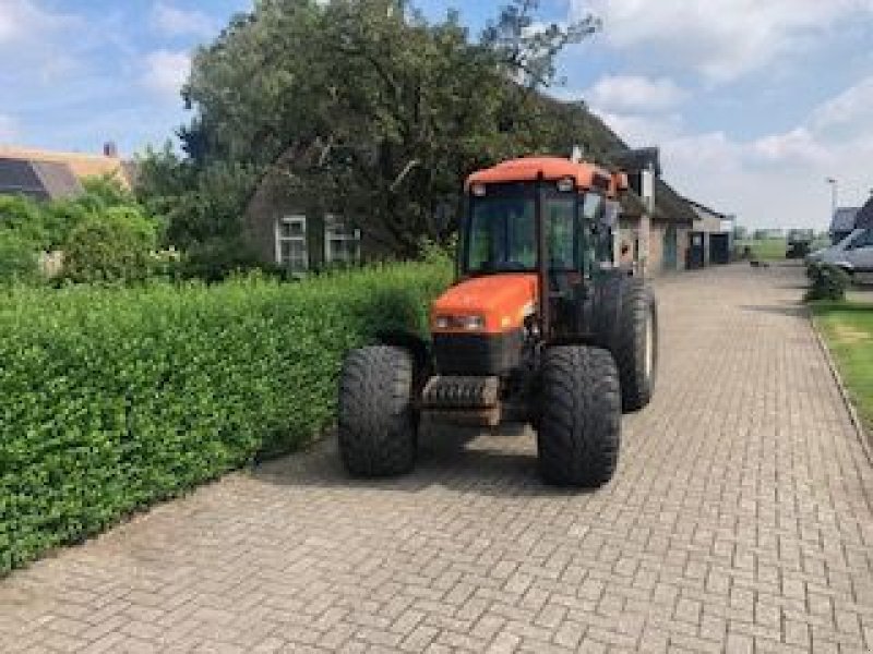 Traktor des Typs New Holland t4050f, Gebrauchtmaschine in dongen (Bild 1)