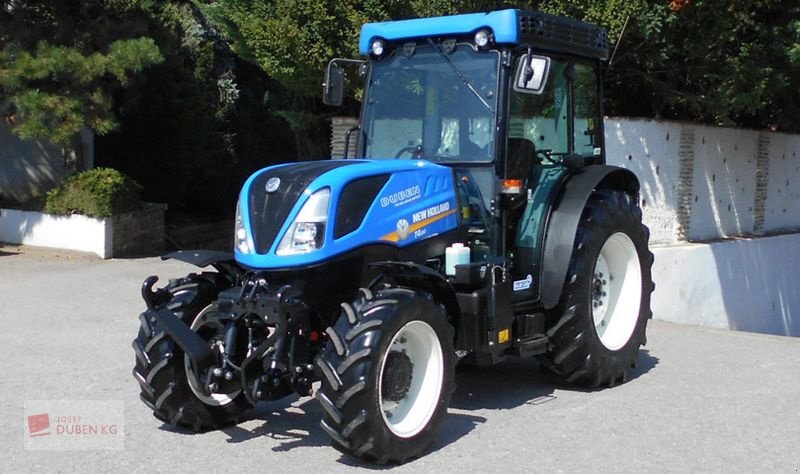 Traktor of the type New Holland T4.100 F, Gebrauchtmaschine in Ziersdorf (Picture 9)