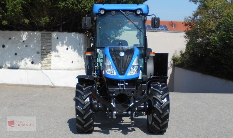 Traktor of the type New Holland T4.100 F, Gebrauchtmaschine in Ziersdorf (Picture 10)