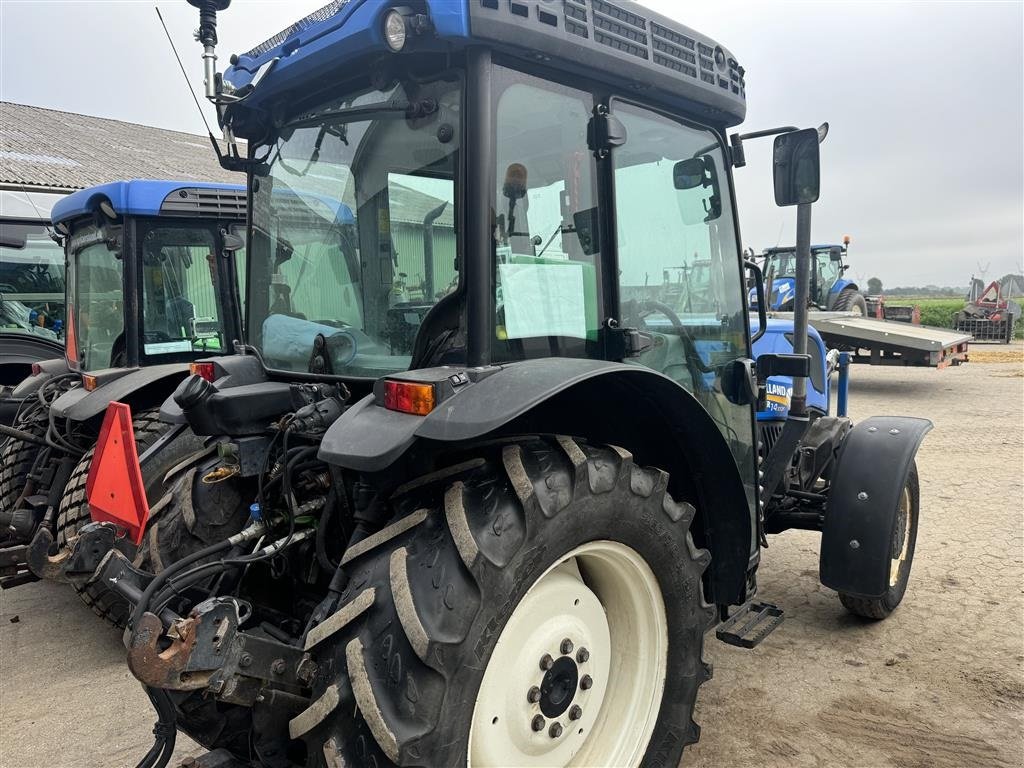 Traktor van het type New Holland T4.100F Indbyttet på ny Deutz-Fahr, Gebrauchtmaschine in Ringe (Foto 3)