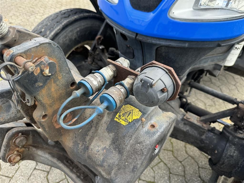 Traktor Türe ait New Holland T4.100F, Gebrauchtmaschine içinde Ringe (resim 2)