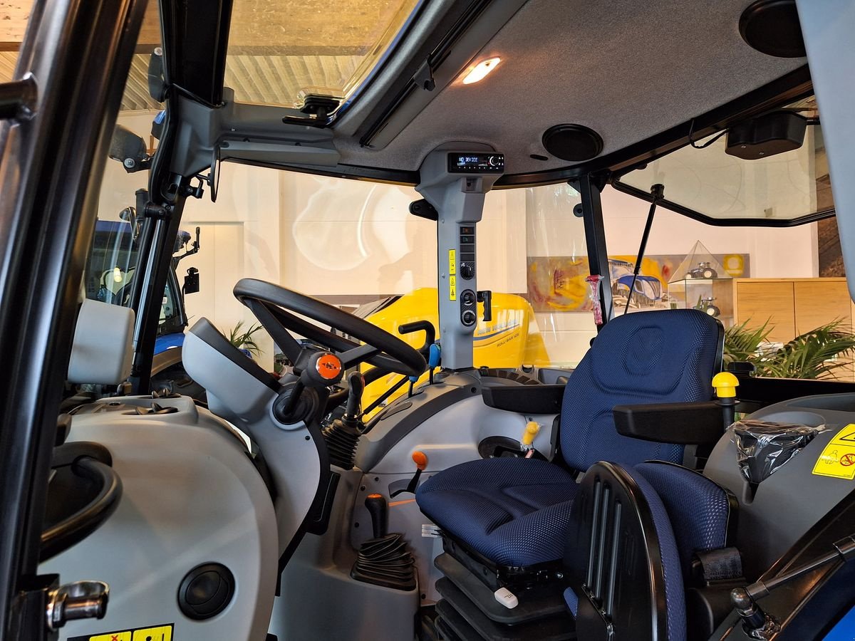 Traktor del tipo New Holland T4.55 Stage V, Neumaschine en Burgkirchen (Imagen 10)