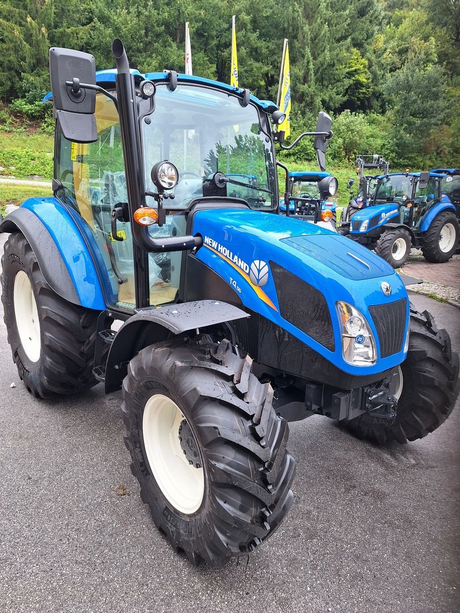 Traktor του τύπου New Holland T4.55 Stage V, Neumaschine σε Burgkirchen (Φωτογραφία 3)