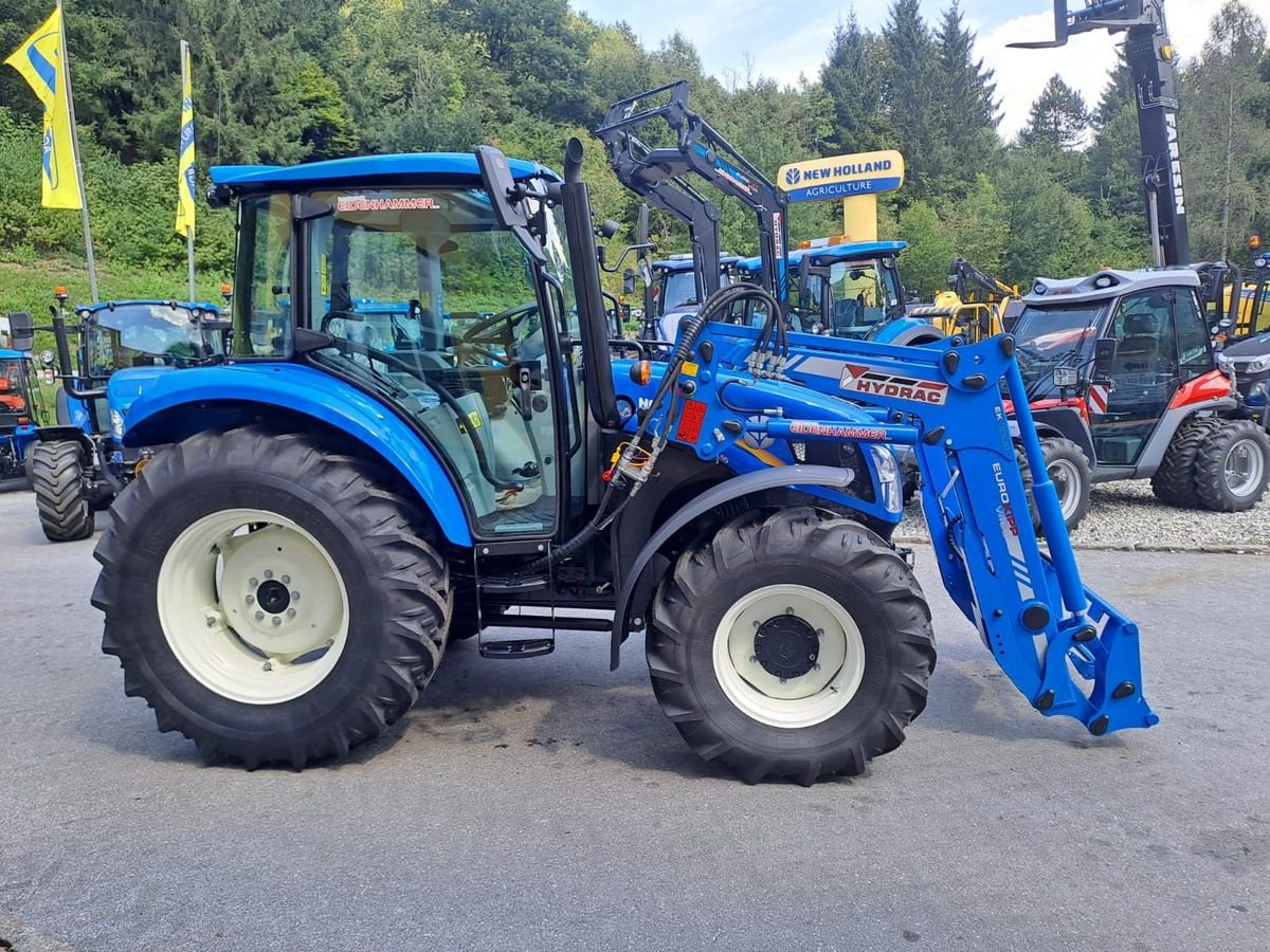 Traktor του τύπου New Holland T4.55 Stage V, Neumaschine σε Burgkirchen (Φωτογραφία 7)