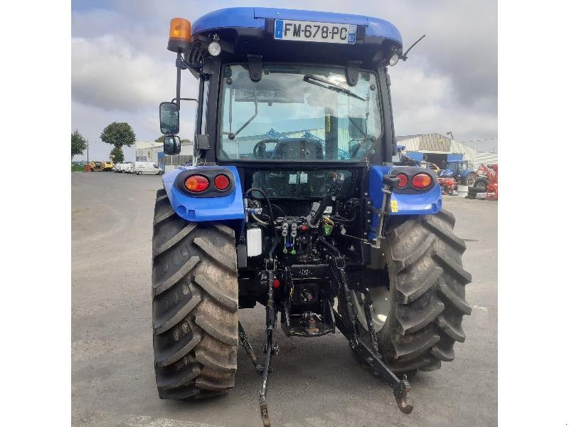 Traktor du type New Holland T4.55, Gebrauchtmaschine en HERLIN LE SEC (Photo 3)