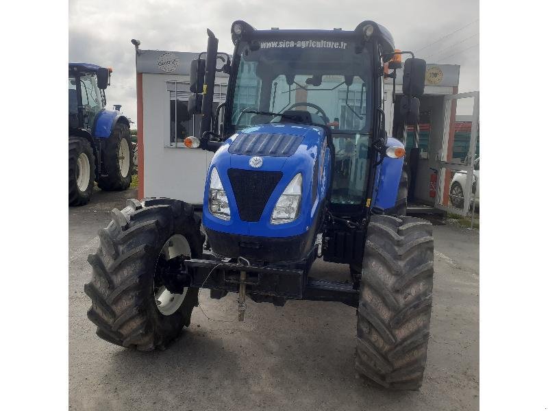 Traktor of the type New Holland T4.55, Gebrauchtmaschine in HERLIN LE SEC (Picture 4)