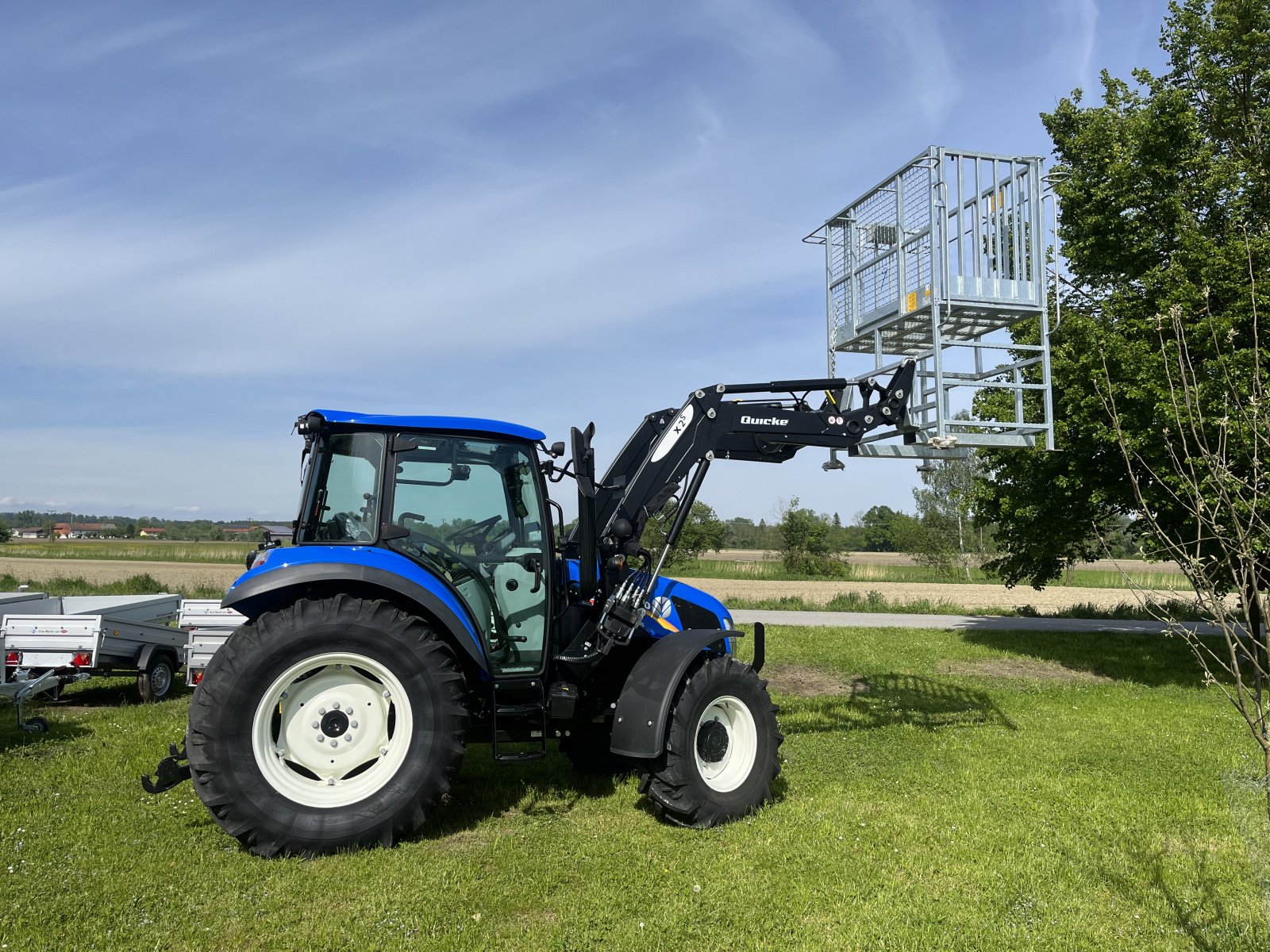 Traktor of the type New Holland T4.55, Neumaschine in Schechen (Picture 2)