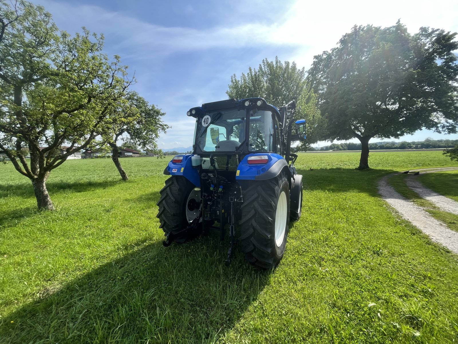 Traktor Türe ait New Holland T4.55, Neumaschine içinde Schechen (resim 3)