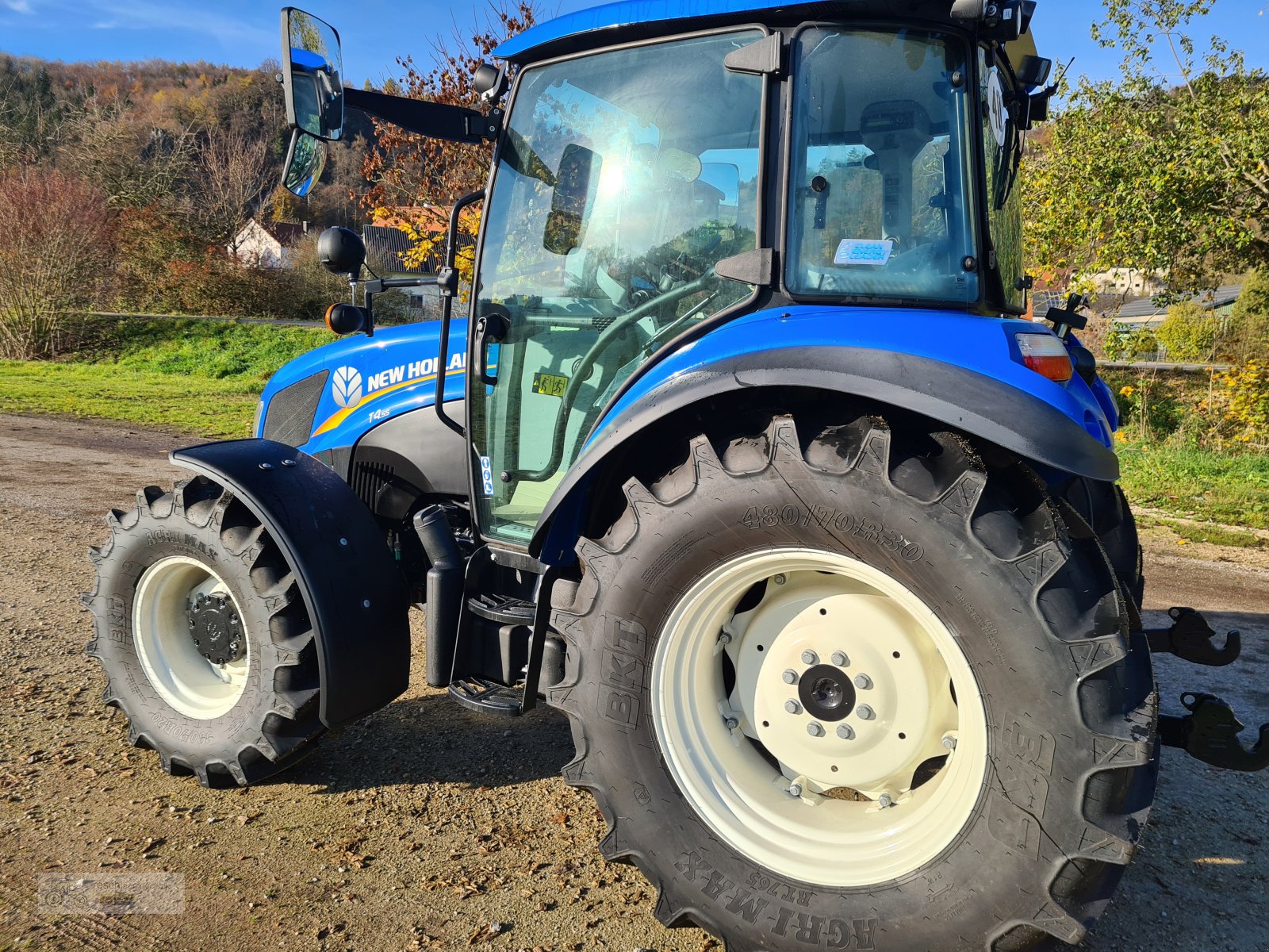 Traktor van het type New Holland T4.55, Gebrauchtmaschine in Wellheim (Foto 2)