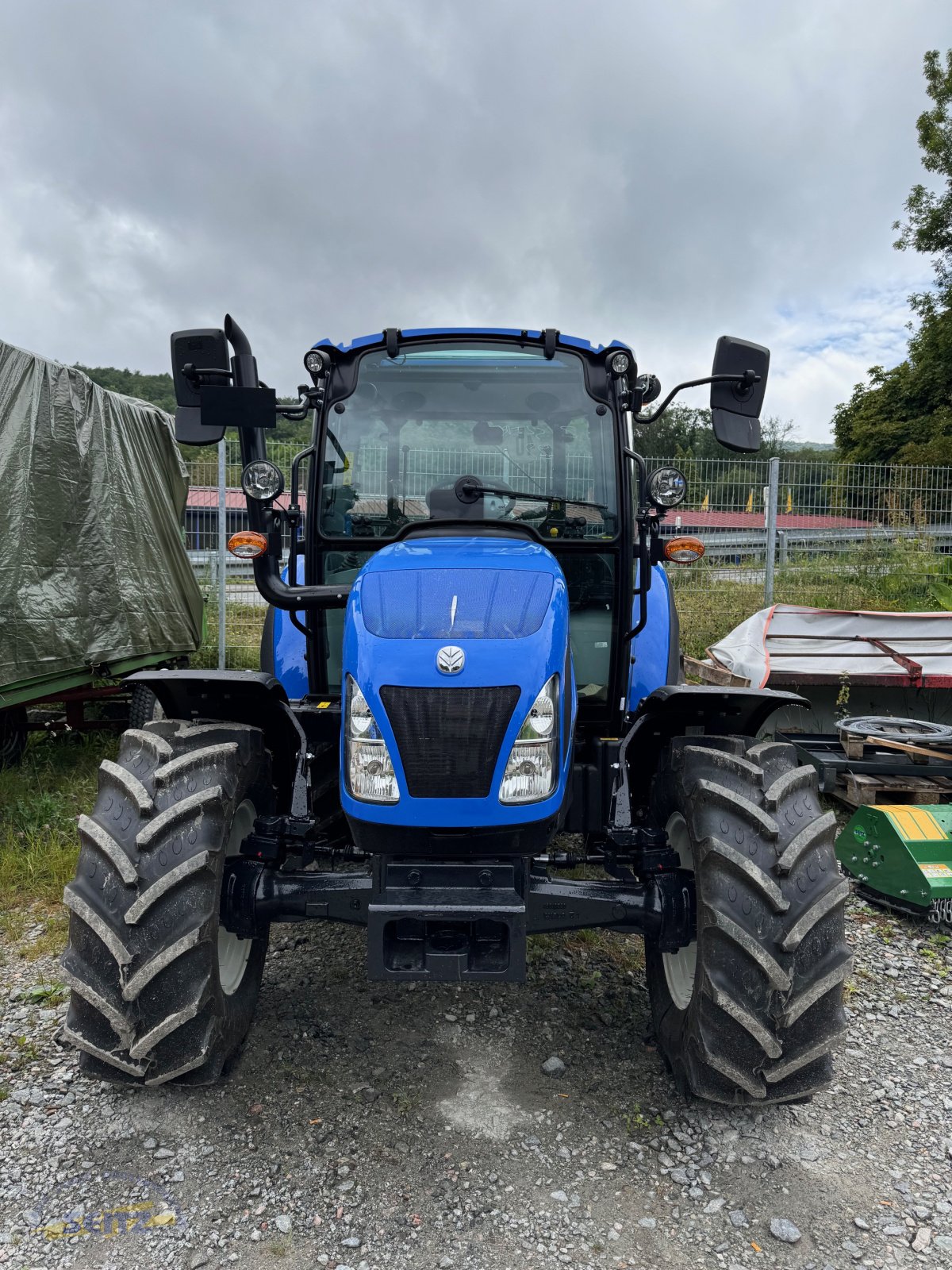 Traktor Türe ait New Holland T4.55, Neumaschine içinde Lindenfels-Glattbach (resim 2)