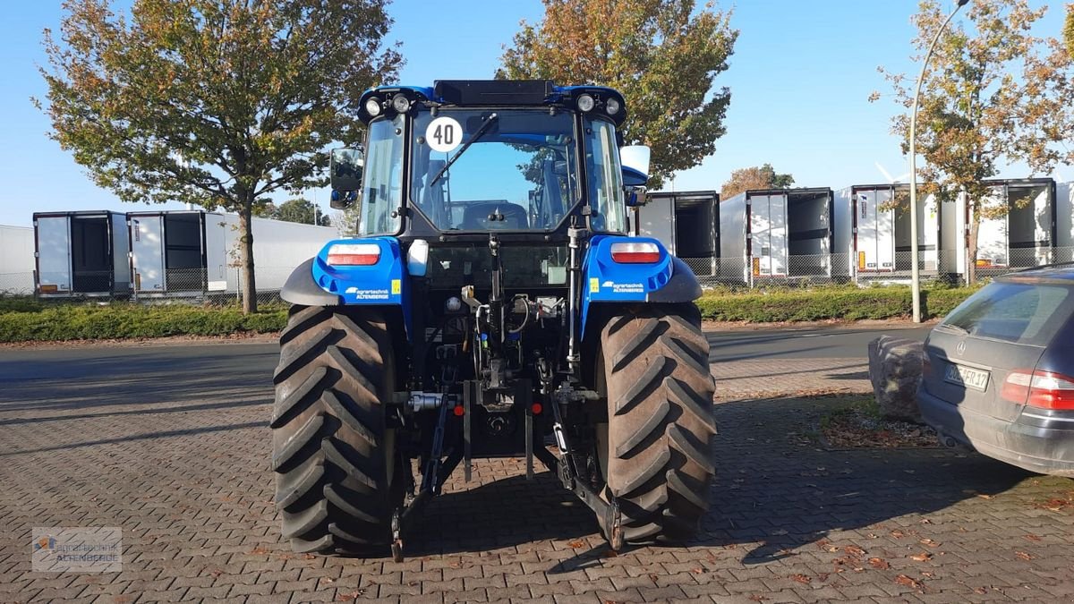 Traktor Türe ait New Holland T4.55, Gebrauchtmaschine içinde Altenberge (resim 4)