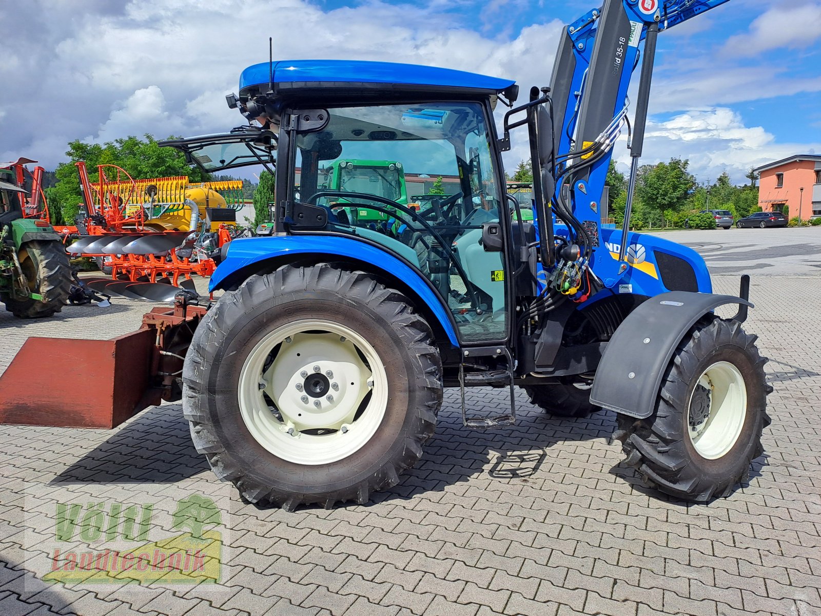 Traktor des Typs New Holland T4.55S, Gebrauchtmaschine in Hutthurm bei Passau (Bild 4)