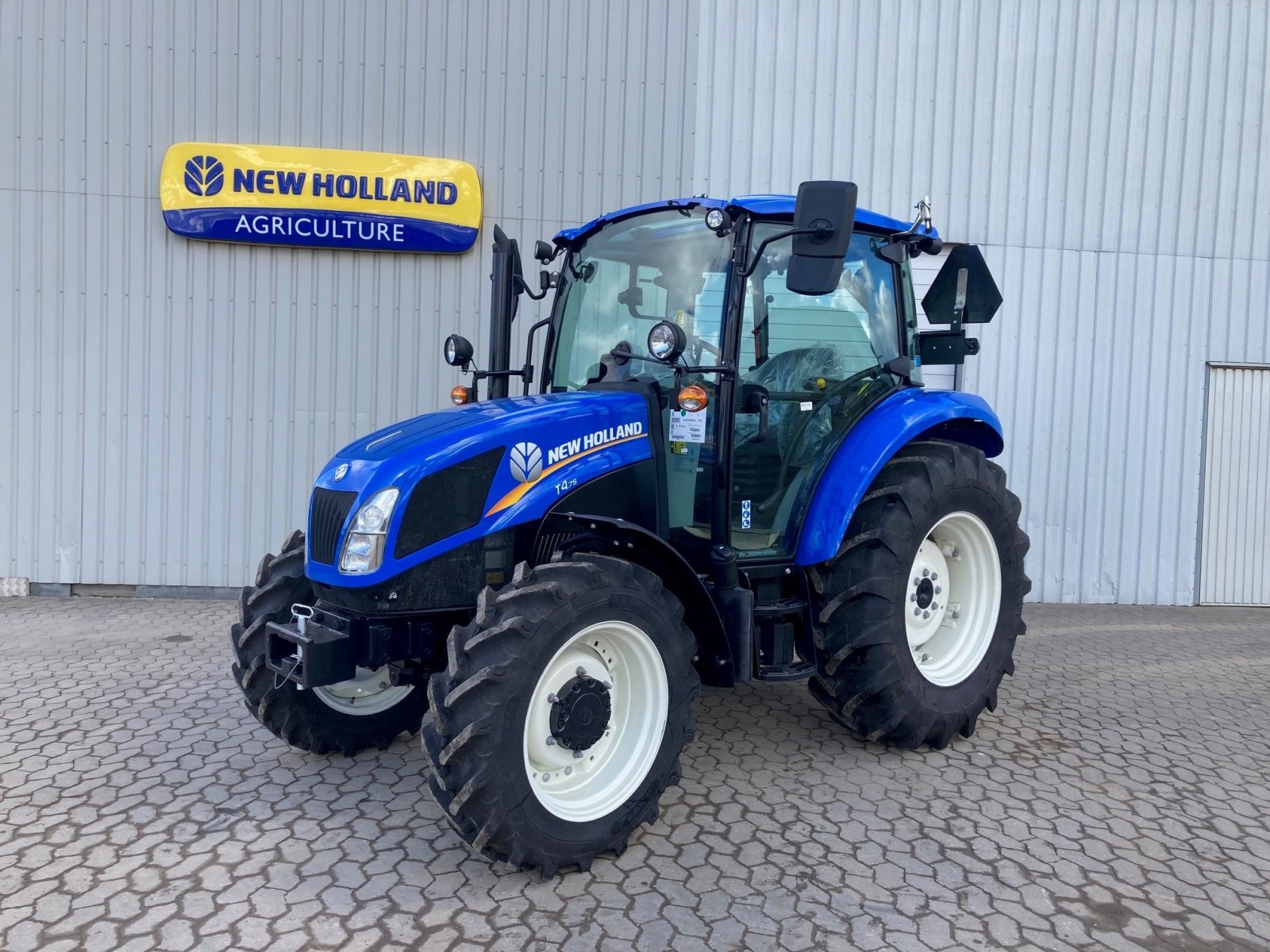 Traktor Türe ait New Holland T4.75 4WD, Gebrauchtmaschine içinde Rødding (resim 1)