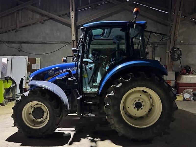 Traktor от тип New Holland T4.75 POWERSTAR, Gebrauchtmaschine в Muespach (Снимка 3)